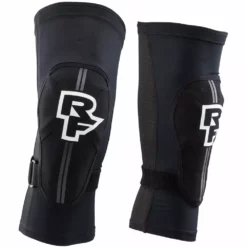Race Face Indy Knee Guard Clearance